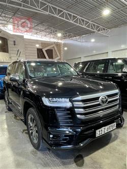 تۆیۆتا لاند کروزەر